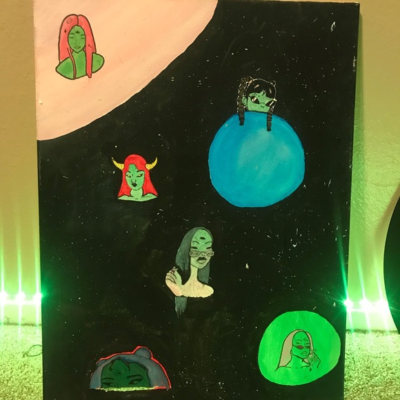 Space Bitches - Picture 2 of 2